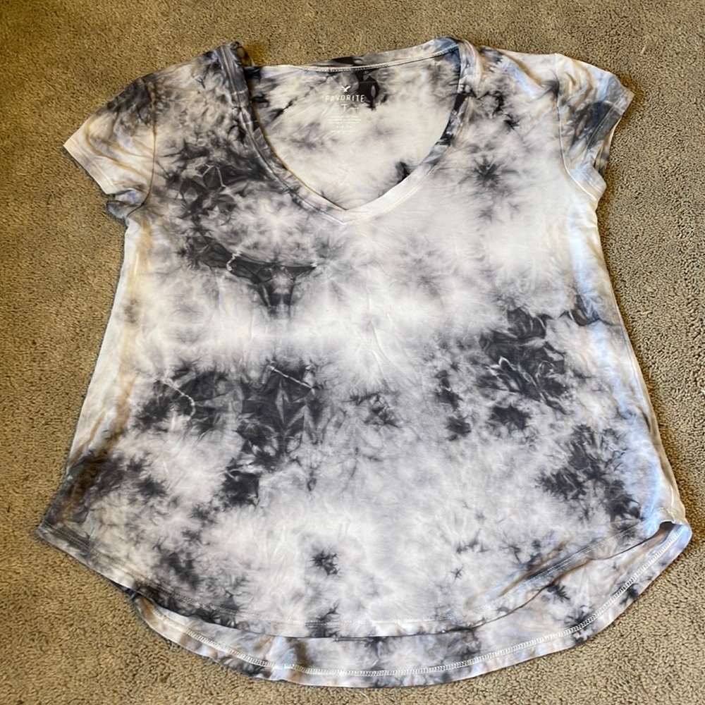 Never worn tie dye American eagle short sleeve